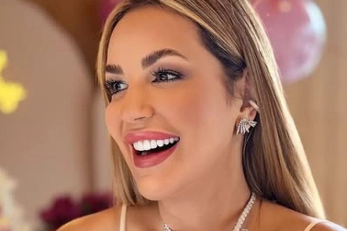 Caso Deolane influenciadora e presa em condominio de luxo e