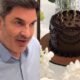 Edu Guedes se emociona ao celebrar aniversario ao lado de