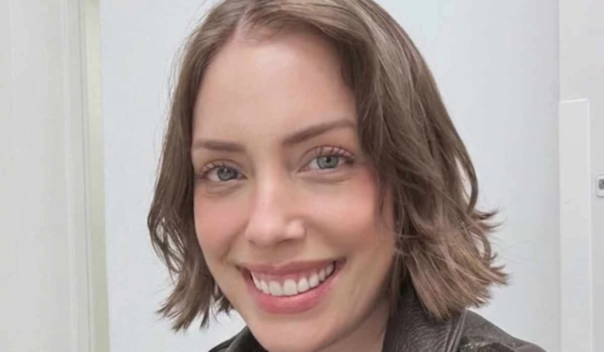 Fabiana Justus celebra fim do tratamento contra o cancer.webp