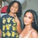 Kim Kardashian mostra aniversario de 7 anos do filho.webp
