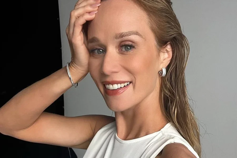 Mariana Ximenes surpreende com 1a foto do novo namorado.webp