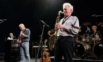 Morre Dick Parry saxofonista do Pink Floyd aos 83.webp
