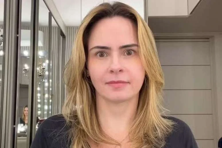 Nao mudou Milionaria Ana Paula Renault chama atencao com.webp