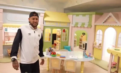 Neymar impressiona ao mostrar brinquedoteca das filhas em mansao.webp