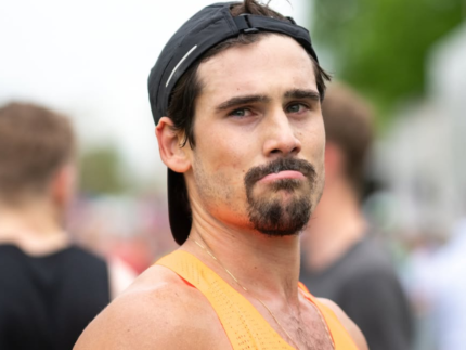 Nicolas Prattes emociona em reflexao nas redes apos concluir maratona