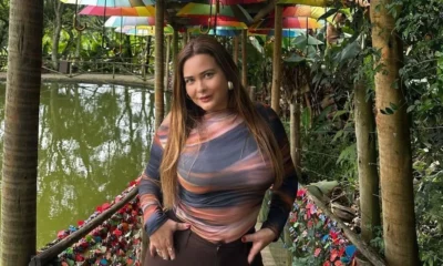 Solteira Geisy Arruda posa em ponte do amor e.webp