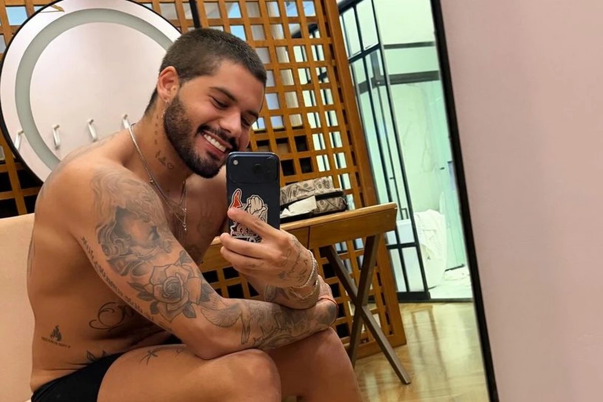 Ze Felipe larga indireta pesada fala em troco e fas
