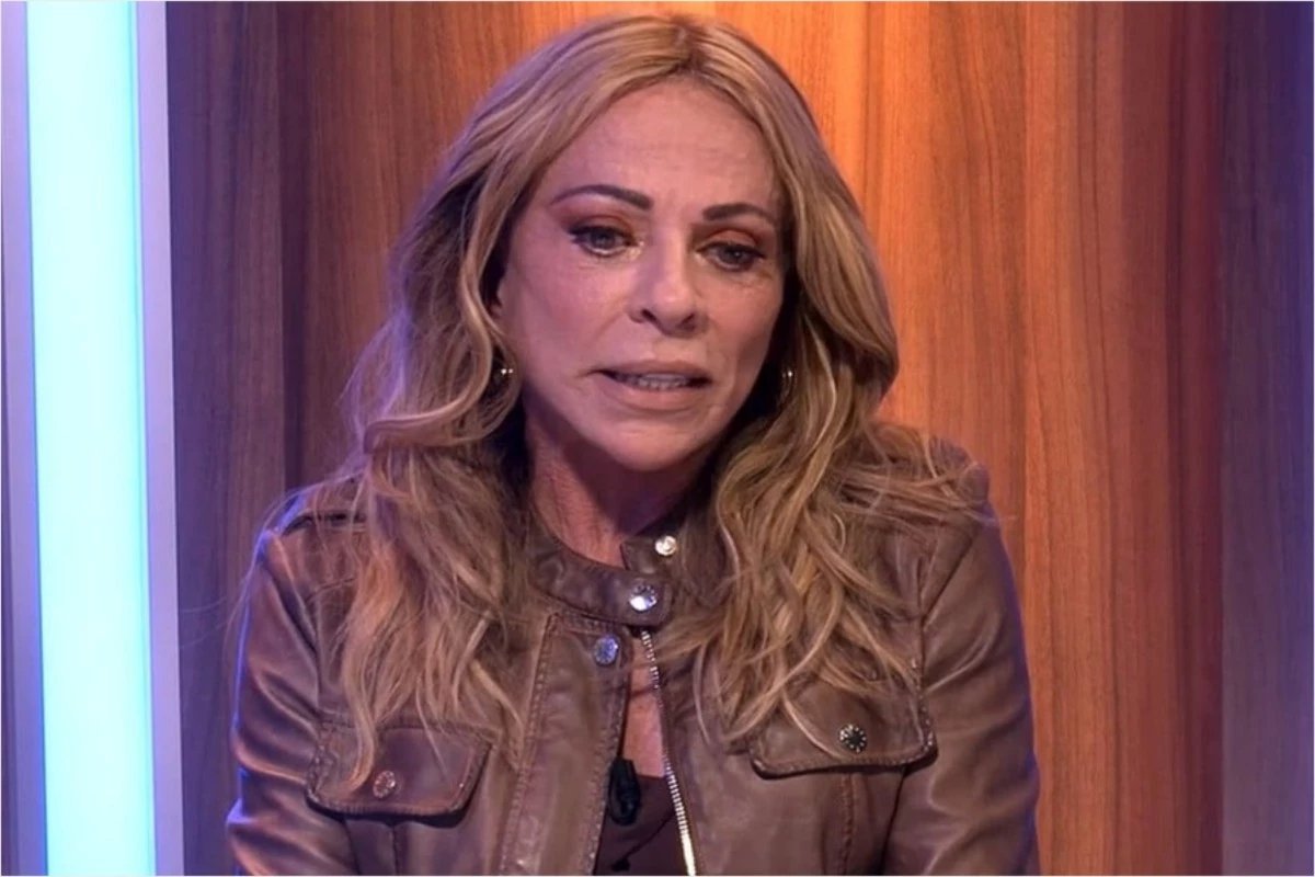 ‘Nao nasci grudada no SBT Christina Rocha detona a emissora