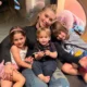 Apos polemica Virginia reencontra filhos nos Estados Unidos durante.webp