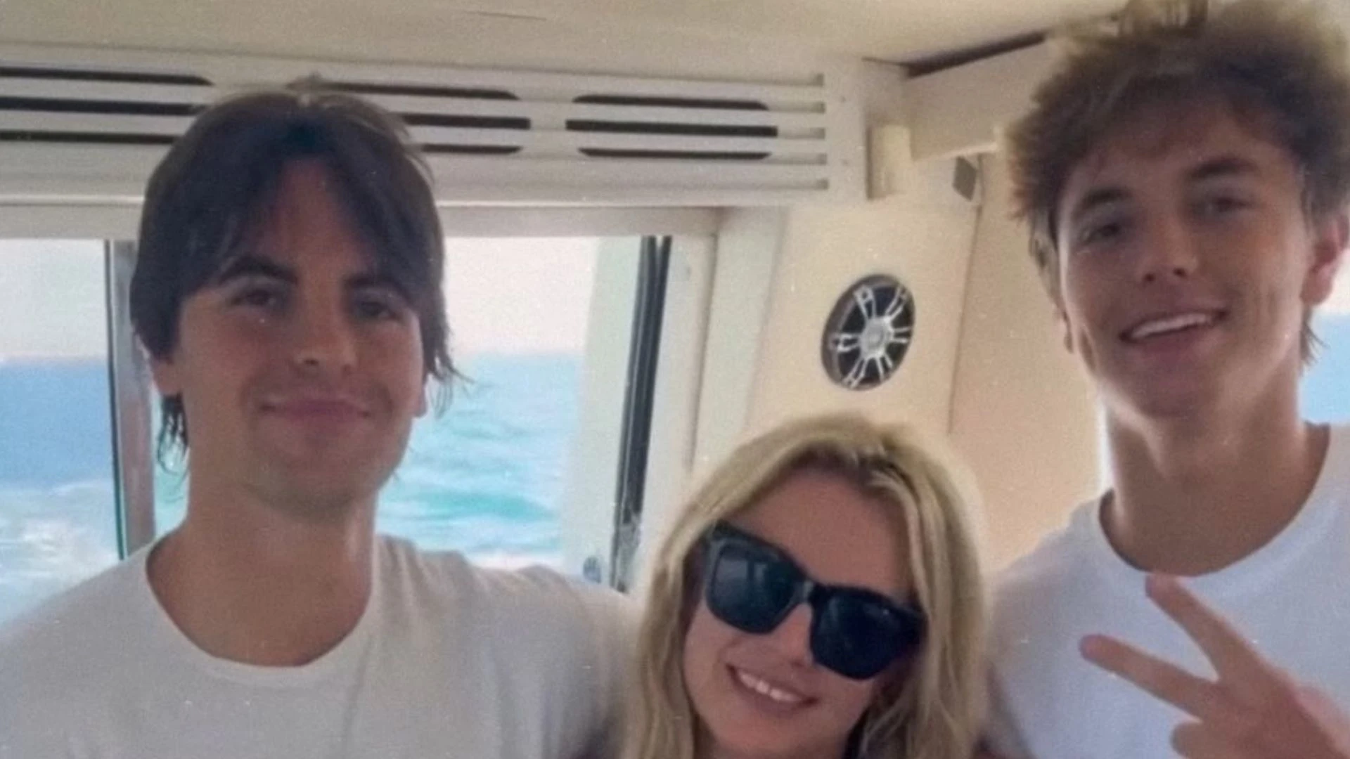 Apos prisao e internacao Britney Spears se declara ao.webp