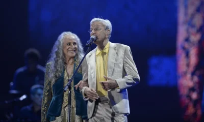 Caetano Veloso celebra 80 anos de Maria Bethania Soube.webp
