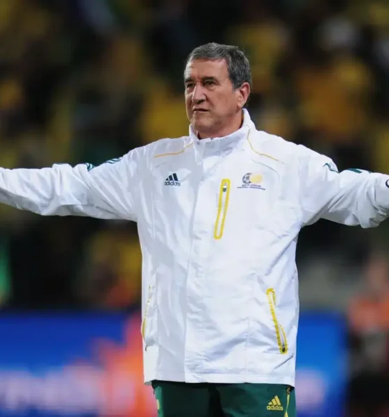 Carlos Alberto Parreira apresenta melhora em quadro pulmonar mas segue.webp