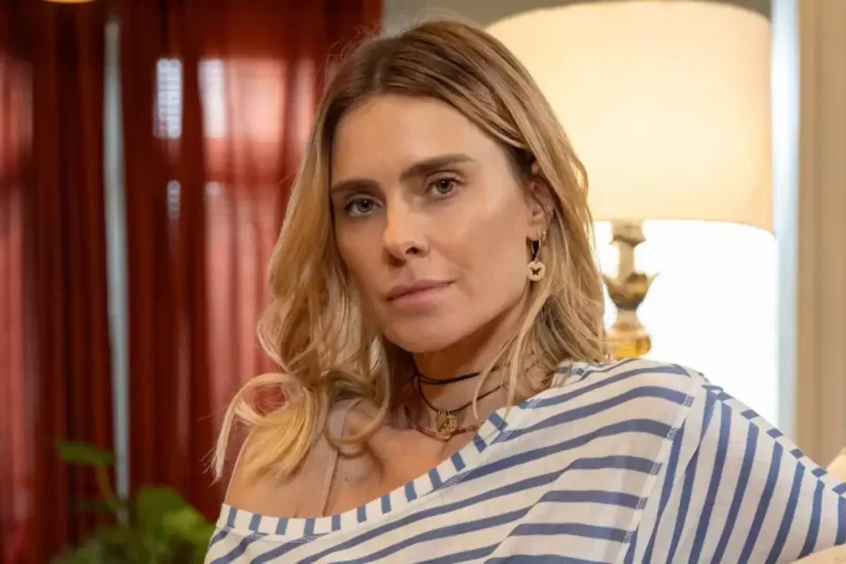 Carolina Dieckmmann e diagnosticada com infeccao em estagio avancado atriz
