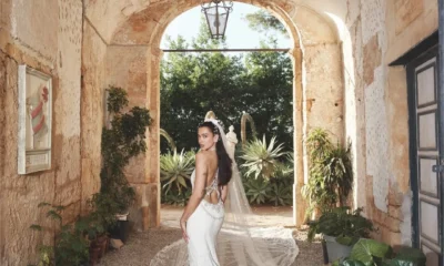 Dua Lipa compartilha fotos ineditas de festa de casamento.webp