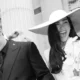 Dua Lipa e Callum Turner chegam a Sicilia para.webp