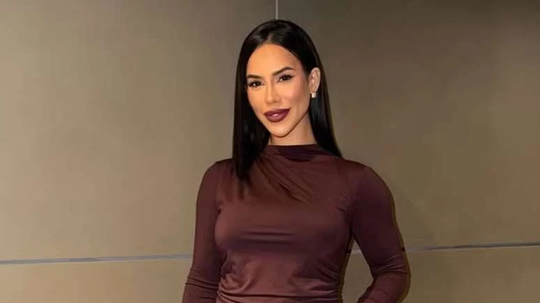 Ex BBB Larissa Tomasia revela truque para esconder gravidez e.webp
