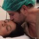 Ex BBBs Gustavo e Lais dao boas vindas a primeira filha e