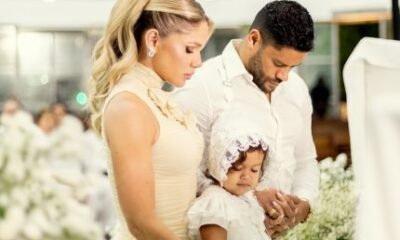 Filha cacula de Hulk Paraiba recebe batismo em cerimonia especial