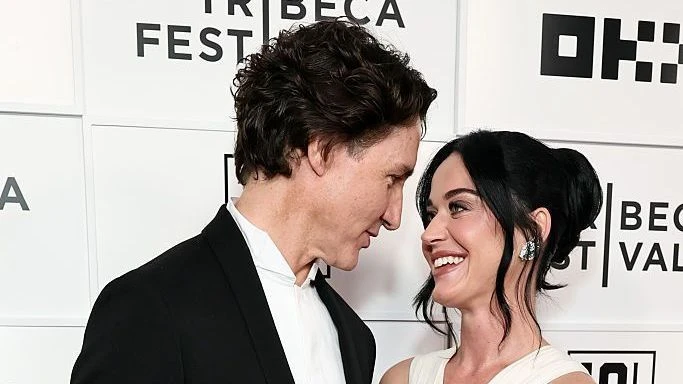 Katy Perry diz que Justin Trudeau a ajudou em.webp