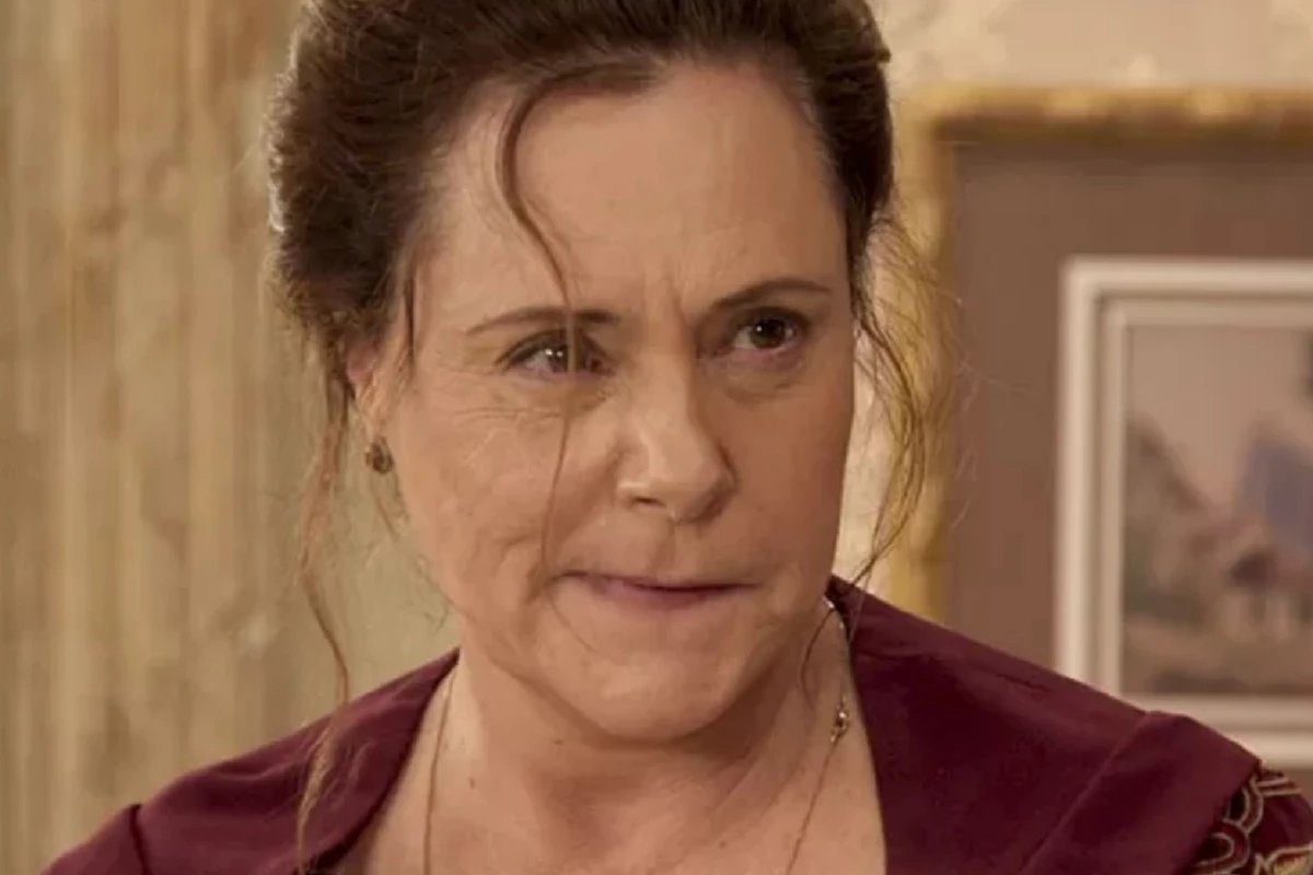 Lembra dela Elizabeth Savala deixa a Globo e verdade sobre