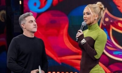 Luciano Huck se despede e fala sobre performance de Virginia