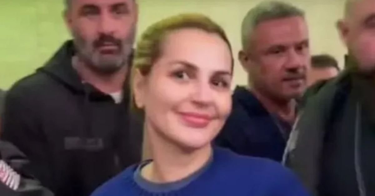 Na prisao Deolane Bezerra estaria sem se alimentar e sofrendo