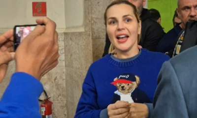 Na prisao Deolane manda recado sobre cartas de amor.webp