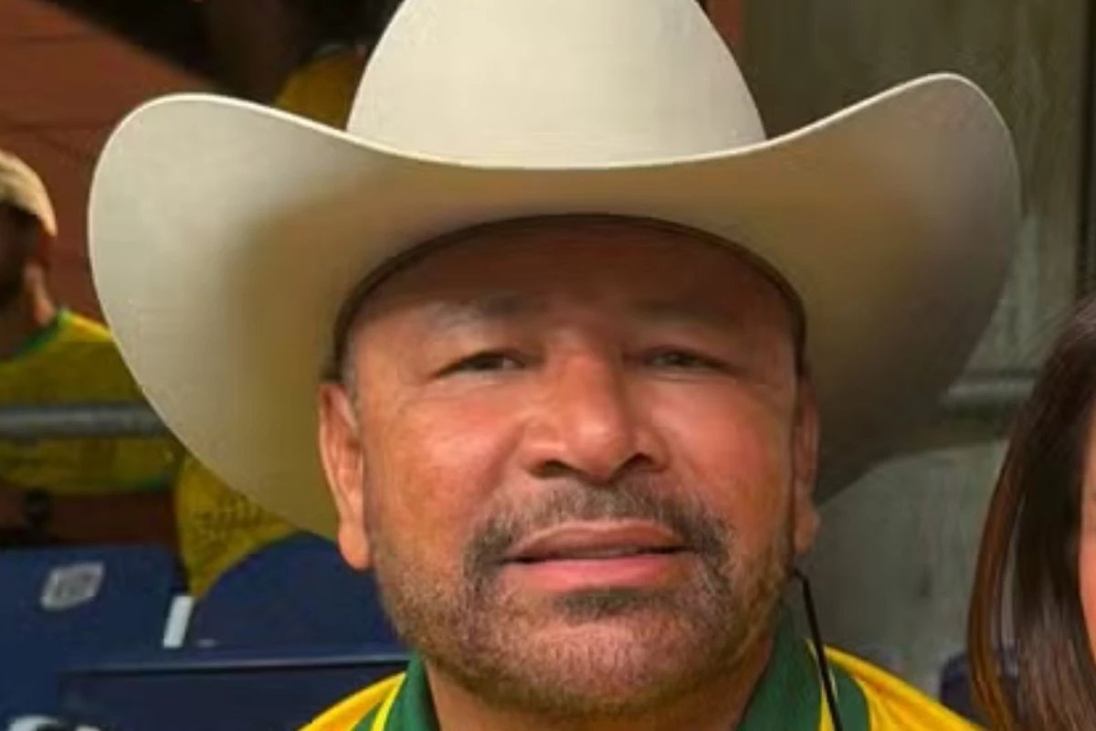 Namorada de Neymar pai Mariane Bernardi chama a atencao com