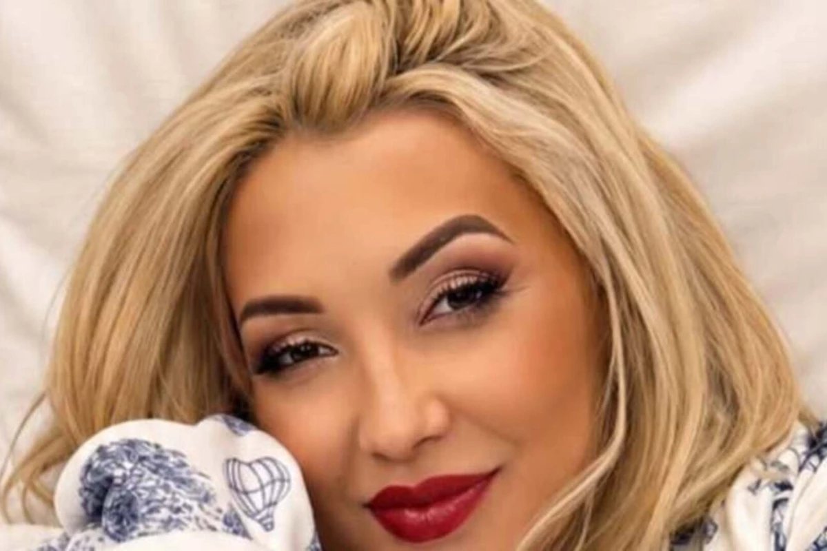 Nasceu Vidente Chaline Grazik anuncia o nascimento do filho este