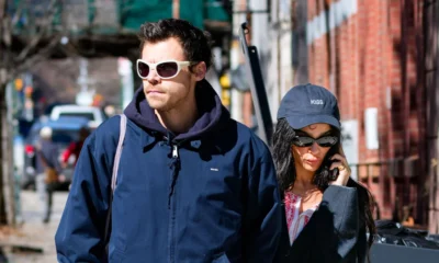 Noiva de Harry Styles Zoe Kravitz exibe anel de.webp
