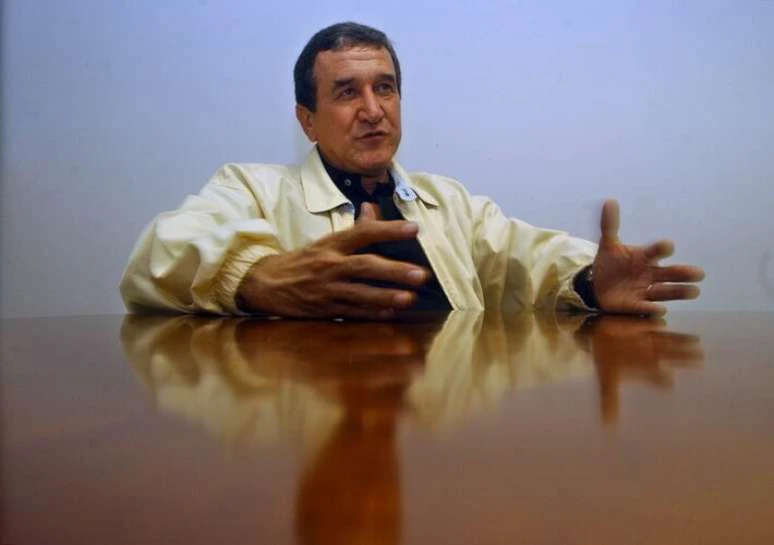Parreira tem piora volta a ser sedado e passara.webp