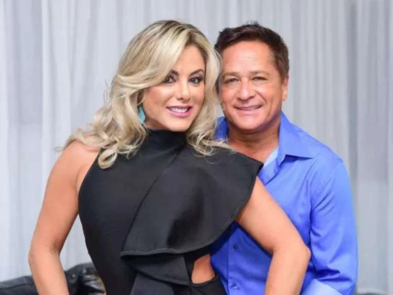 Poliana Rocha opina sobre roupas usadas pelas bailarinas do.webp