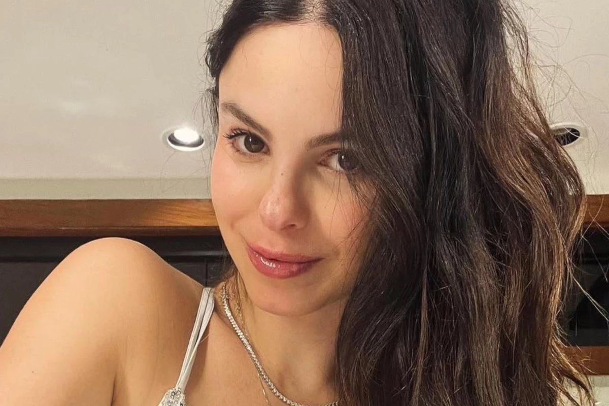 Sthefany Brito vive experiencia sobrenatural em quarto de bebe e