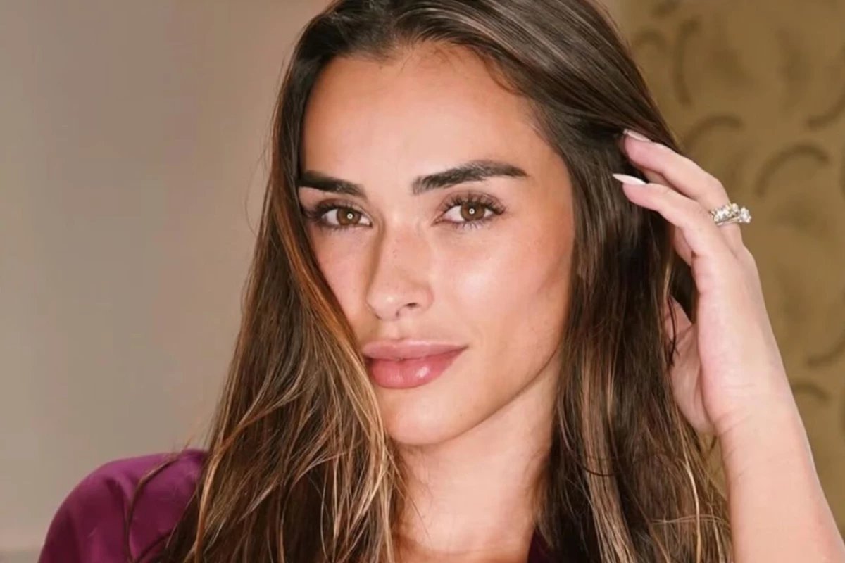 Taina Militao exibe mudancas na gestacao e desabafa sobre celulite
