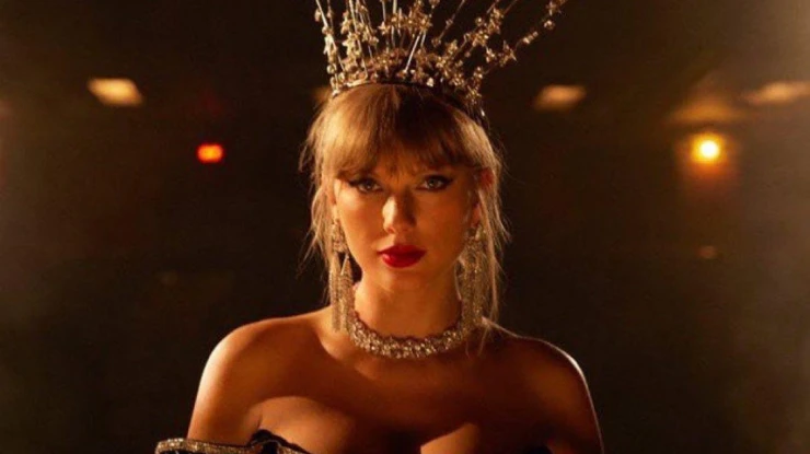 Taylor Swift se torna cantora mais rica do mundo.webp
