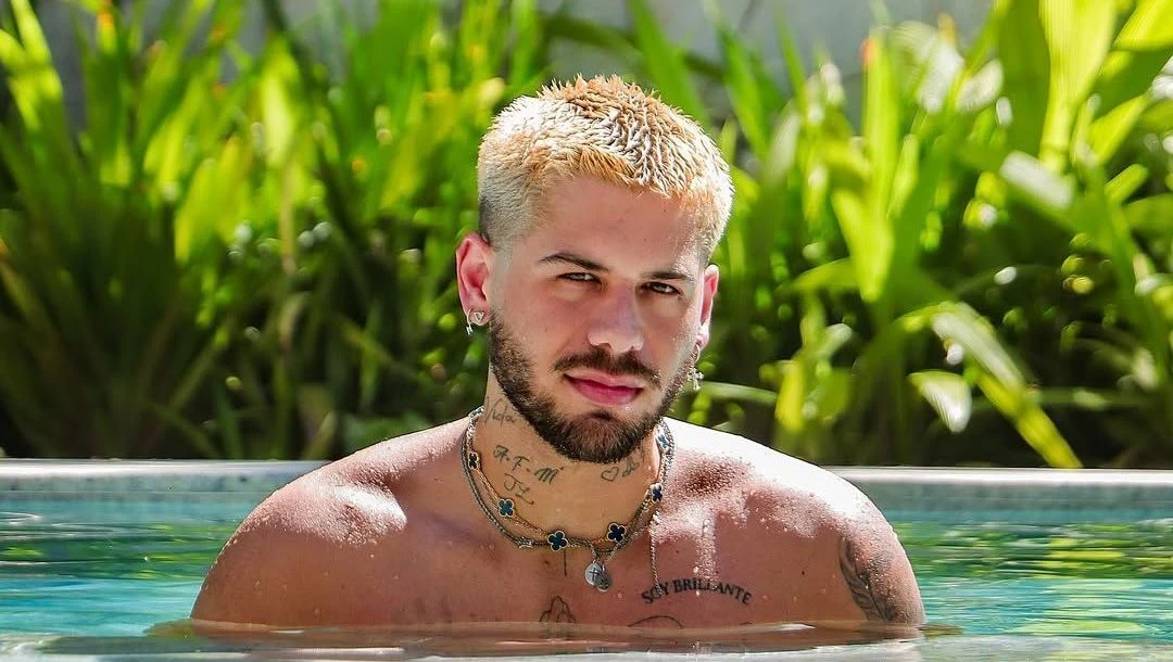 Ze Felipe faz mudanca no visual e comemora 25.webp