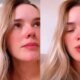 Acidente domestico faz cantora Thaeme ser internada e comunicado e