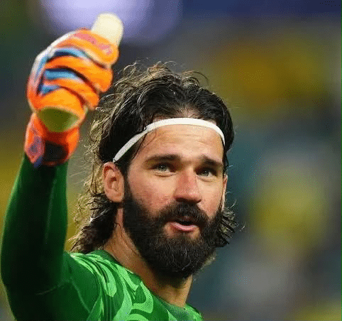 Alisson quebra o silencio apos eliminacao do Brasil e faz