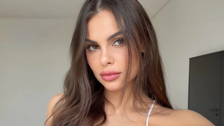 Amanda Kimberlly explica ausencia da filha de Neymar em.webp