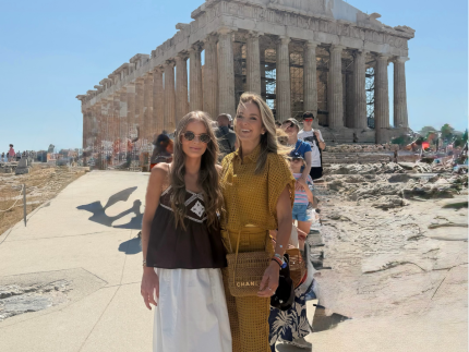 Apos celebrar sete anos da filha cacula Ticiane faz viagem