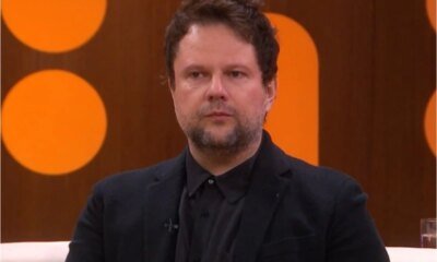 Ator Selton Mello e seu irmao anunciam a morte do
