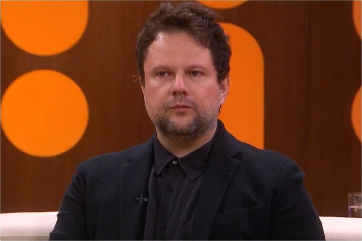 Ator Selton Mello e seu irmao anunciam a morte do