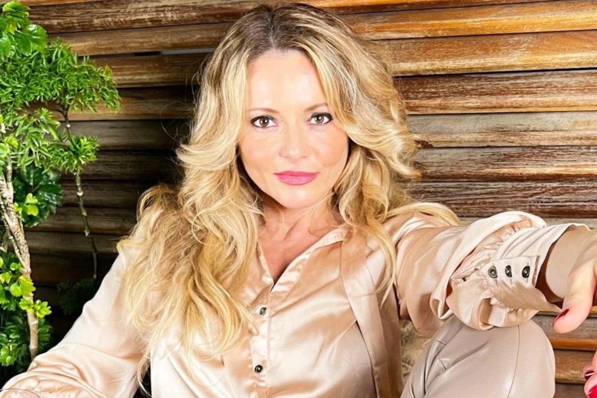 Atriz Rita Guedes relembra encontro com Chico Xavier e diz