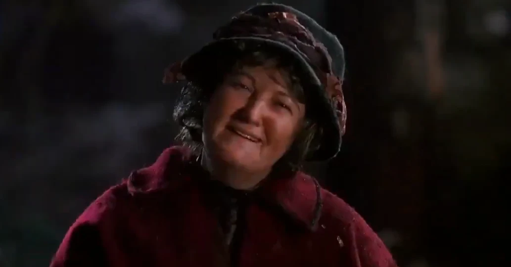 Brenda Fricker atriz de Esqueceram de Mim 2 morre.webp