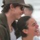 Bruna Marquezine e Shawn Mendes sao flagrados curtindo praia.webp