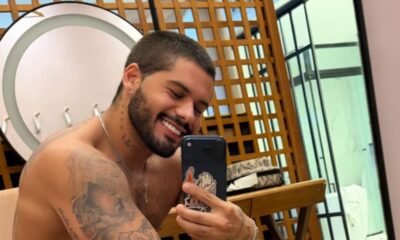 Cantor Ze Felipe ex de Virginia foi flagrado aos beijos