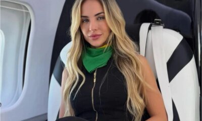 Cantora presta homenagem a padrinho que faleceu pouco antes de