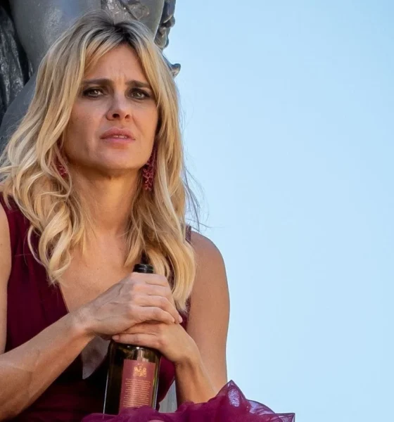 Carolina Dieckmann expoe problemas com alcool Fui essa crianca.webp