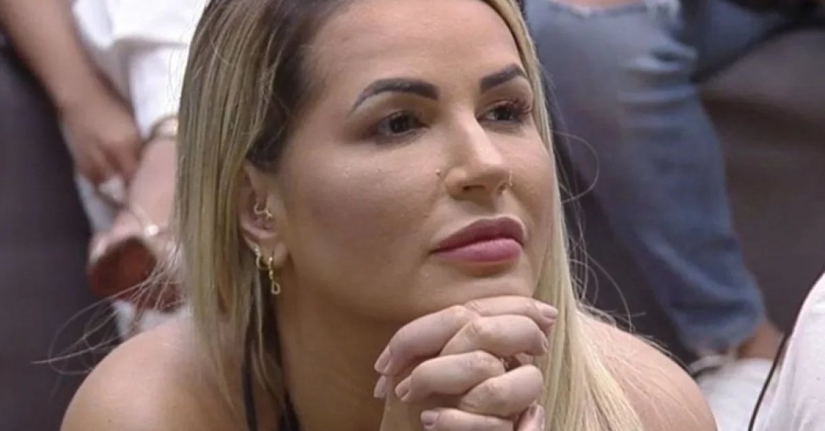 Familia de Deolane explica porque nao esteve em protesto pela