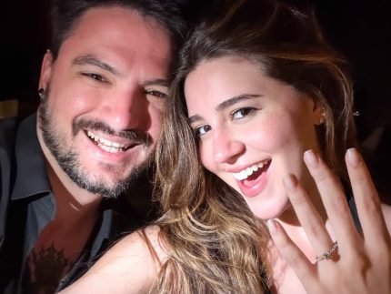 Felipe Neto anuncia noivado com Juliane Carvalho e entrega detalhe